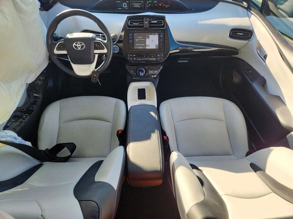 2017 TOYOTA PRIUS — CKPT
