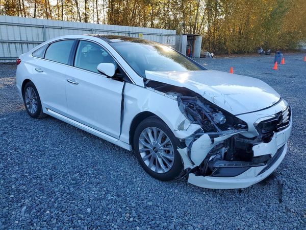 2015 HYUNDAI SONATA — Passenger 3/4