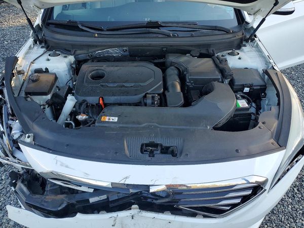 2015 HYUNDAI SONATA — Engine bay