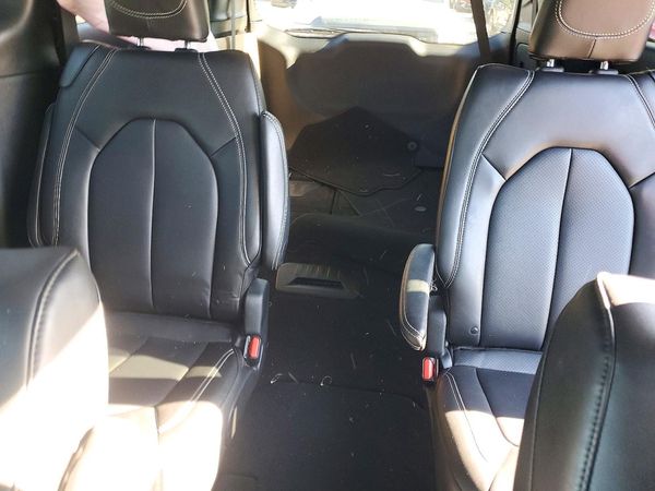 2026 CHRYSLER PACIFICA Select — SUVN