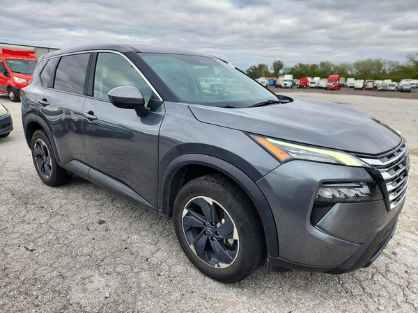 2025 NISSAN ROGUE SV — Passenger 3/4