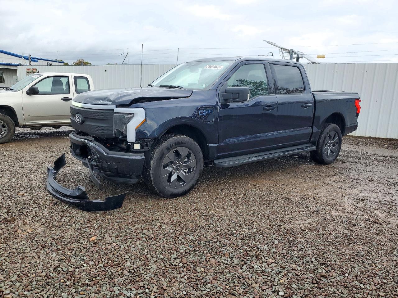 2025 FORD F150 — Front 3/4