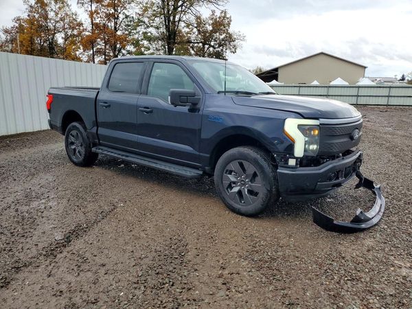 2025 FORD F150 — Passenger 3/4