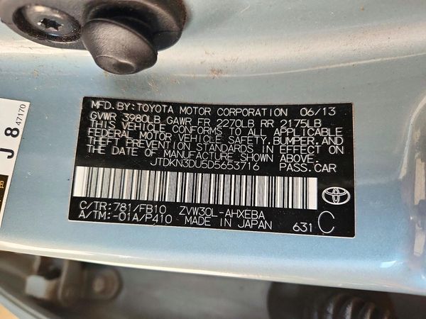 2013 TOYOTA PRIUS — VINS