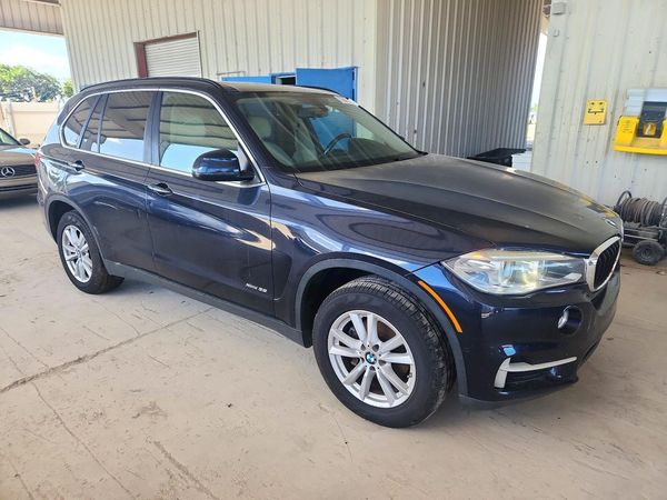 2015 BMW X5 xDrive35i — Passenger 3/4