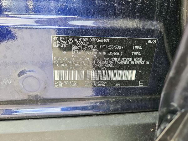 2025 TOYOTA RAV4 XSE Premium — VINS