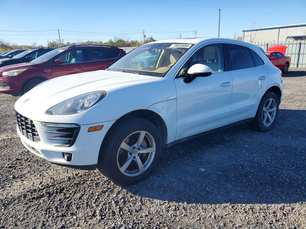 2015 PORSCHE MACAN — Front 3/4