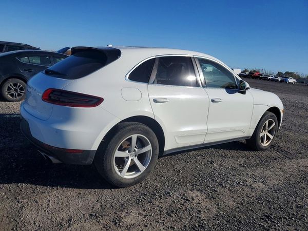 2015 PORSCHE MACAN — PSRA