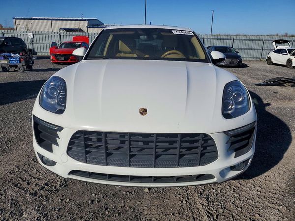 2015 PORSCHE MACAN — DIRF