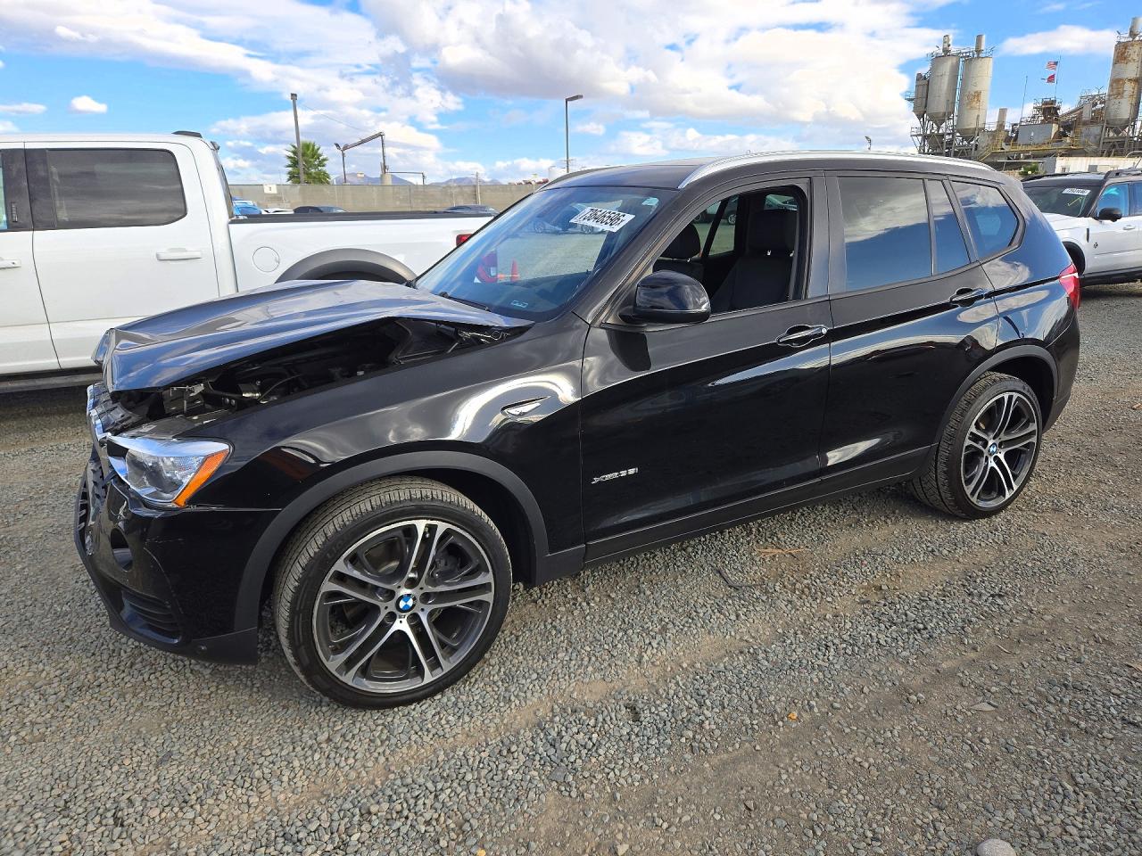 2017 BMW X3 xDrive35i — Front 3/4