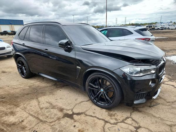 2018 BMW X5 X5 M — Passenger 3/4