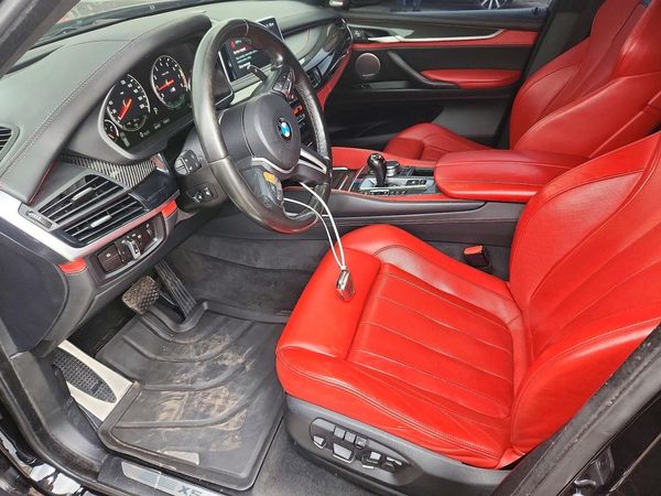 2018 BMW X5 X5 M — DENT