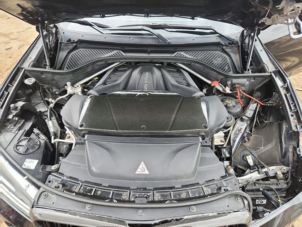 2018 BMW X5 X5 M — Engine bay