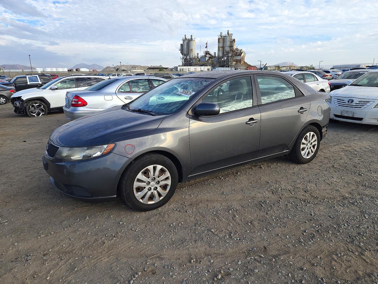 2013 KIA FORTE EX — Front 3/4