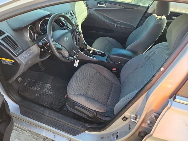 2012 HYUNDAI SONATA Middle-low level — DENT