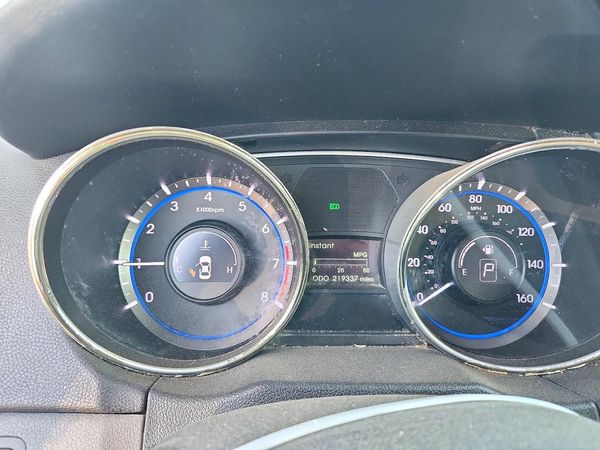 2012 HYUNDAI SONATA Middle-low level — ODOM