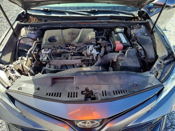 2018 TOYOTA CAMRY L/LE/SE/XLE — Engine bay