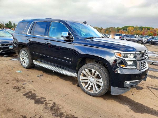 2015 CHEVROLET TAHOE LTZ — Passenger 3/4
