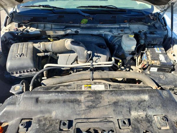 2014 RAM 2500 ST — Engine bay