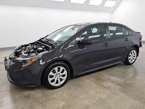 2026 TOYOTA COROLLA LE — Front 3/4