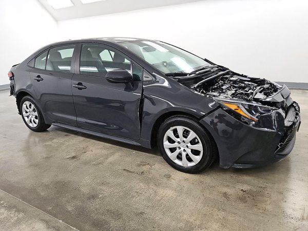 2026 TOYOTA COROLLA LE — Passenger 3/4