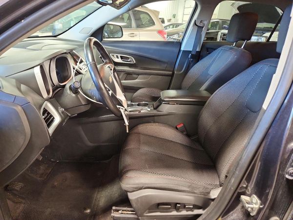 2016 CHEVROLET EQUINOX LT — DENT