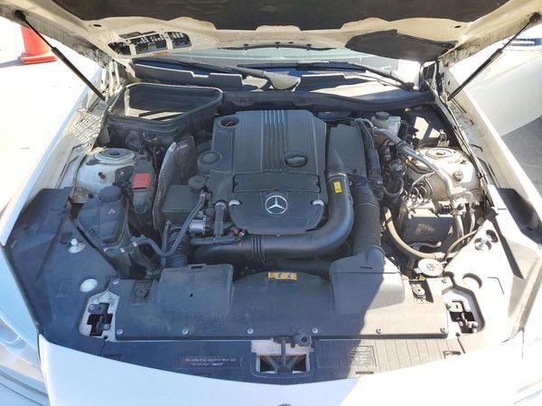 2014 MERCEDES-BENZ SLK SLK250 — Engine bay