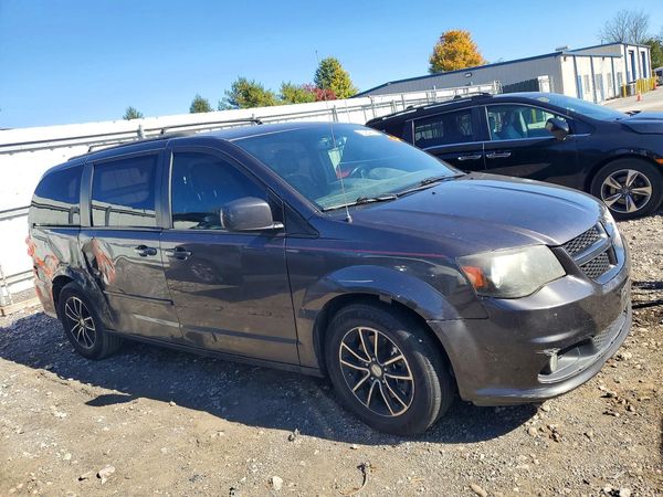 2017 DODGE CARAVAN GT — Passenger 3/4