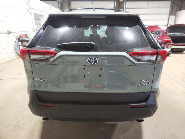 2021 TOYOTA RAV4 XLE Premium HV — DIRR