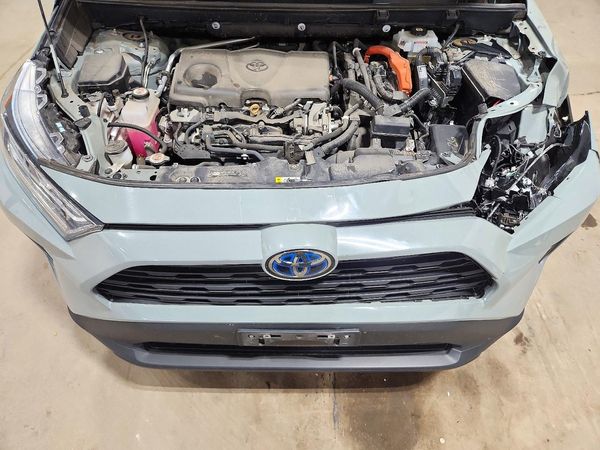 2021 TOYOTA RAV4 XLE Premium HV — Engine bay