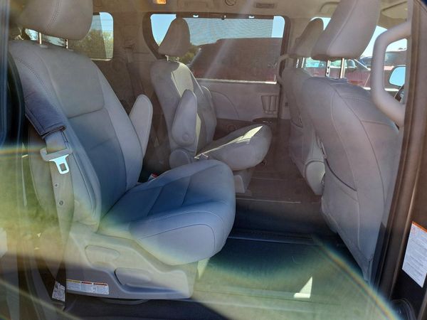 2020 TOYOTA SIENNA Q grade — PSRS