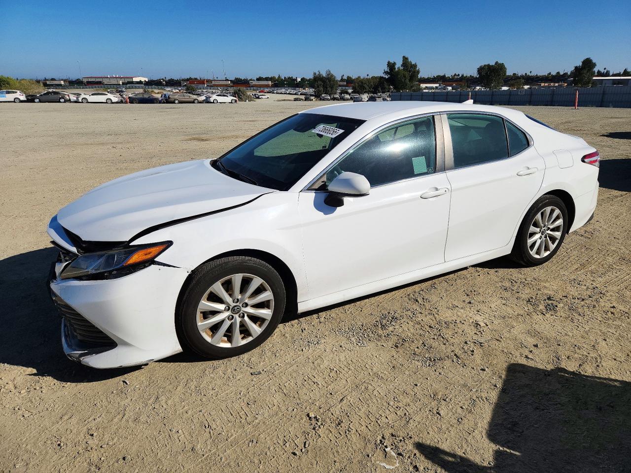 2019 TOYOTA CAMRY — Front 3/4