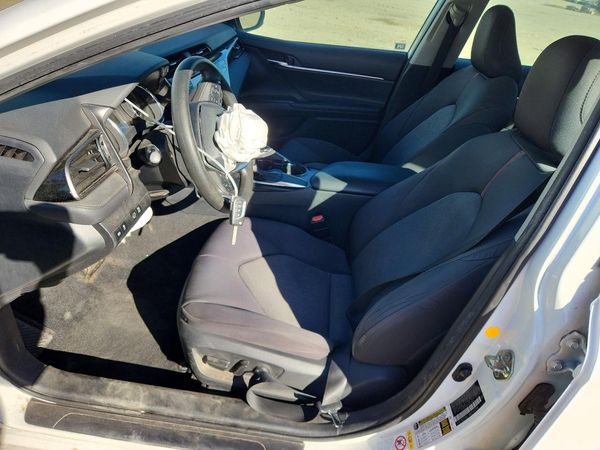 2019 TOYOTA CAMRY — DENT