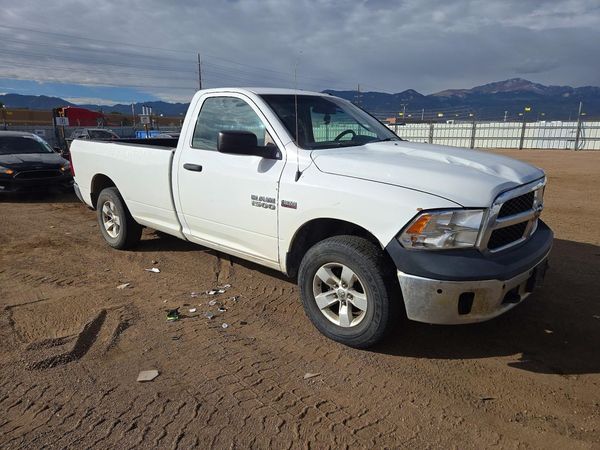 2015 RAM 1500 ST — Passenger 3/4