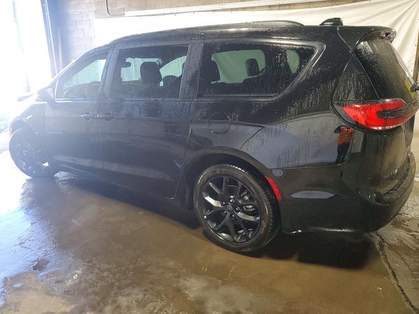 2027 CHRYSLER PACIFICA Limited — DSRA