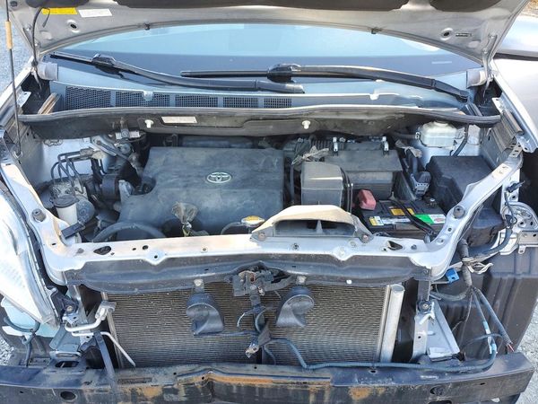 2012 TOYOTA SIENNA — Engine bay