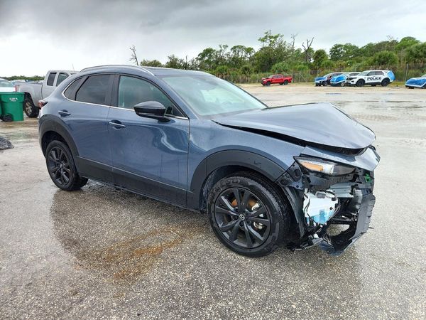 2024 MAZDA CX-30 Preferred Package — Passenger 3/4