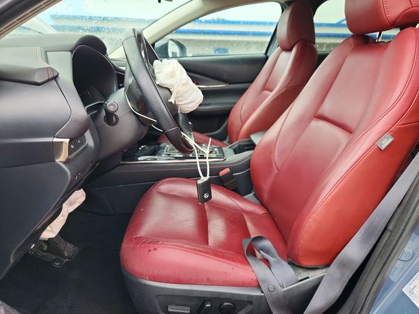 2024 MAZDA CX-30 Preferred Package — DENT