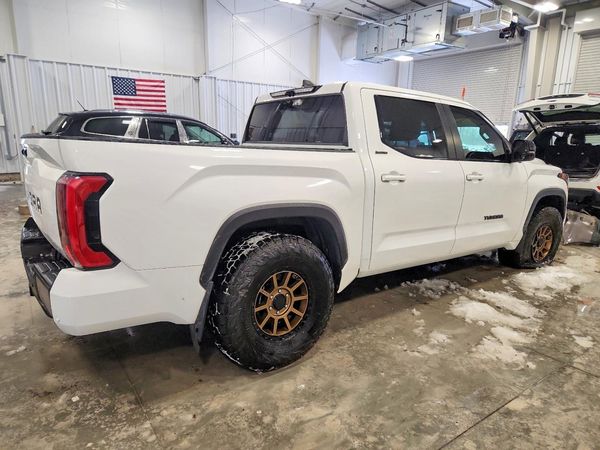 2024 TOYOTA TUNDRA Others