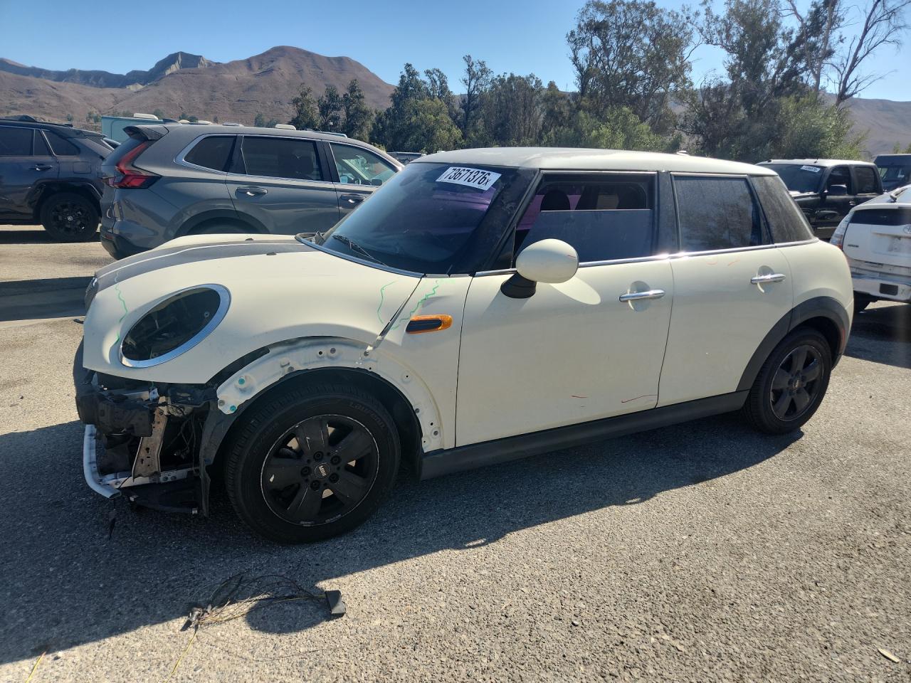 2019 MINI COOPER — Front 3/4