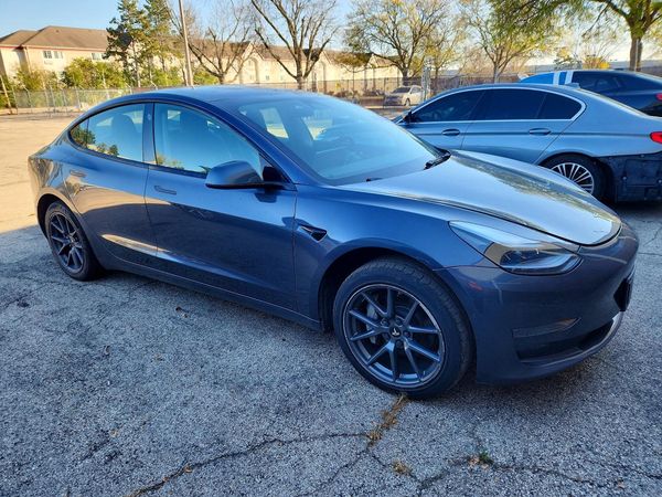 2022 TESLA MODEL 3 — Passenger 3/4