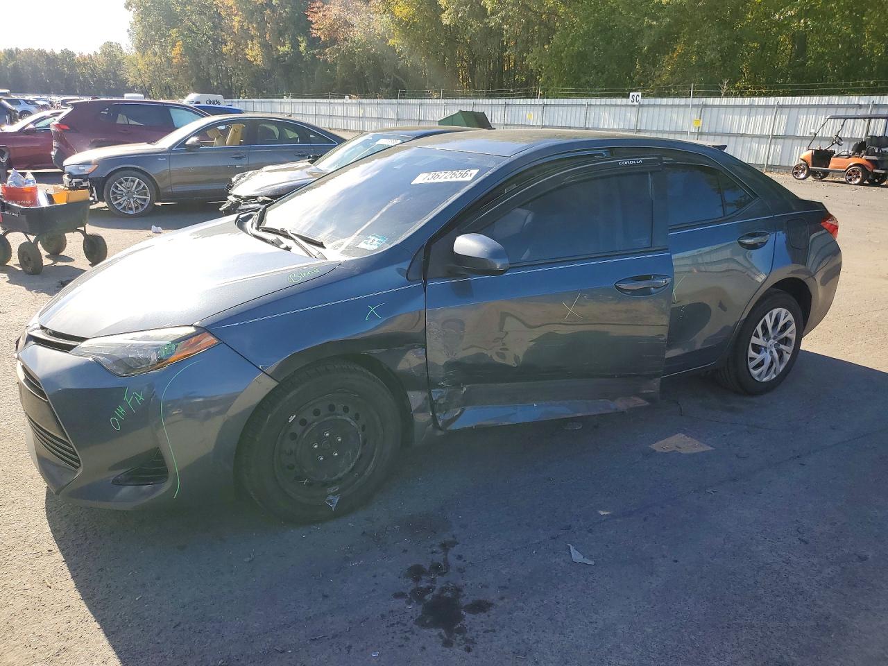 2018 TOYOTA COROLLA L/LE/SE/XLE/XSE — Front 3/4