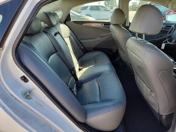 2012 HYUNDAI SONATA Middle level — PSRS