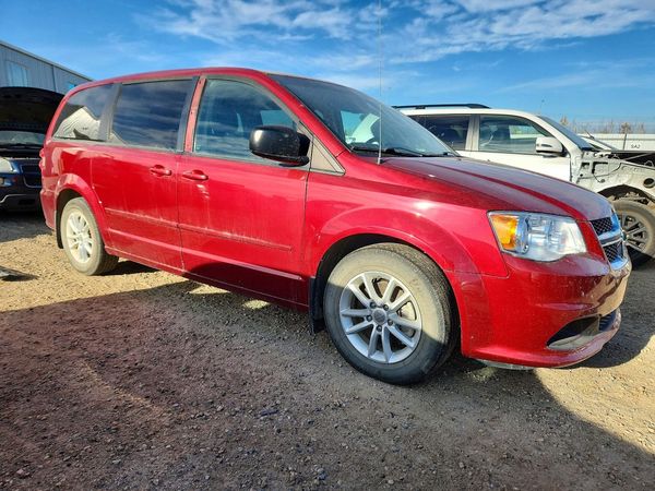 2015 DODGE GRAND CARAVAN SE — Passenger 3/4