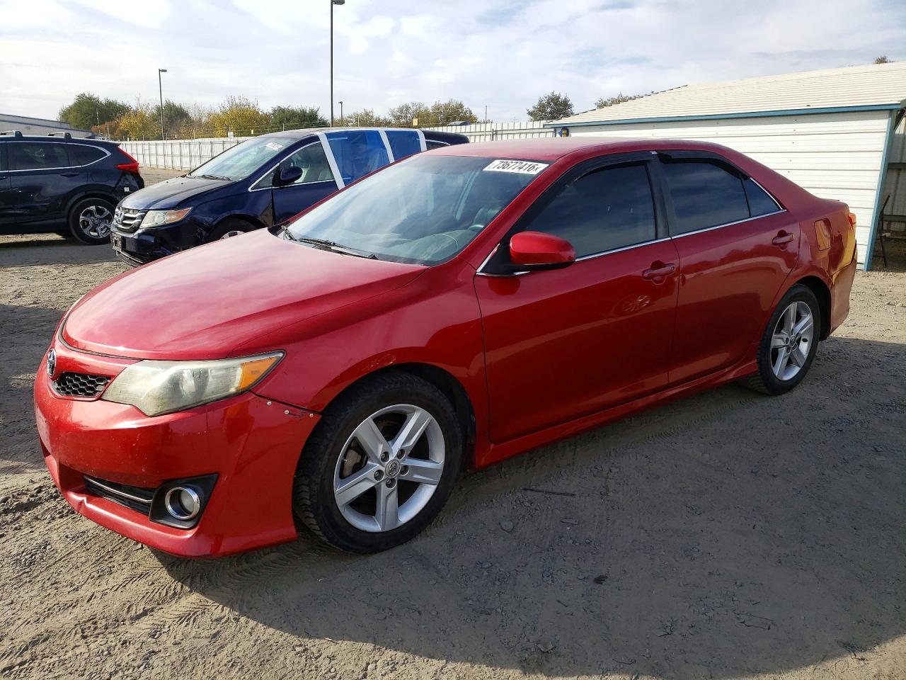 2013 TOYOTA CAMRY — Front 3/4