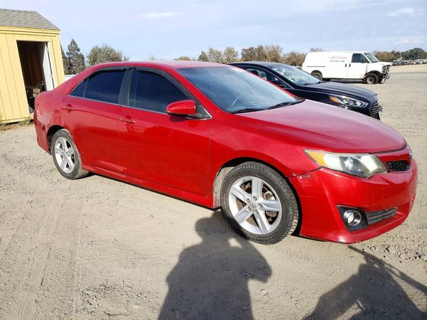 2013 TOYOTA CAMRY — Passenger 3/4