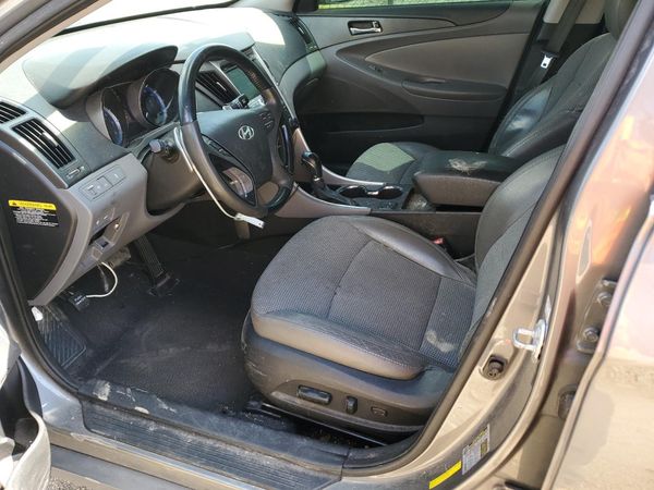 2013 HYUNDAI SONATA