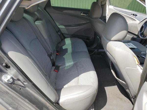 2013 HYUNDAI SONATA