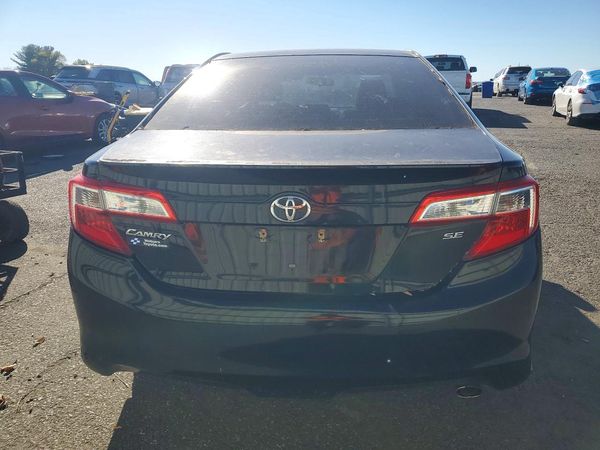 2014 TOYOTA CAMRY — DIRR