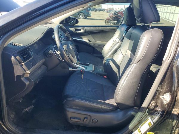 2014 TOYOTA CAMRY — DENT